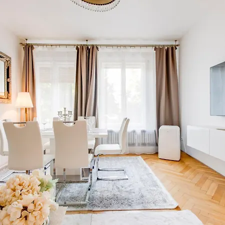 Exclusive Riverside In The Heart Of Apartment *