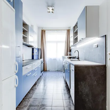 Exclusive Riverside In The Heart Of Apartment *