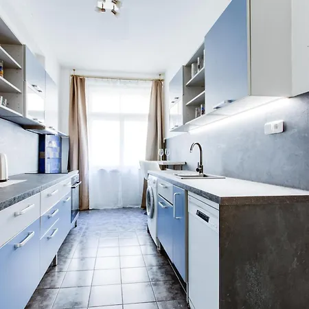 Apartment Exclusive Riverside In The Heart Of Prague