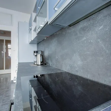 Апартаменты Exclusive Riverside In The Heart Of *