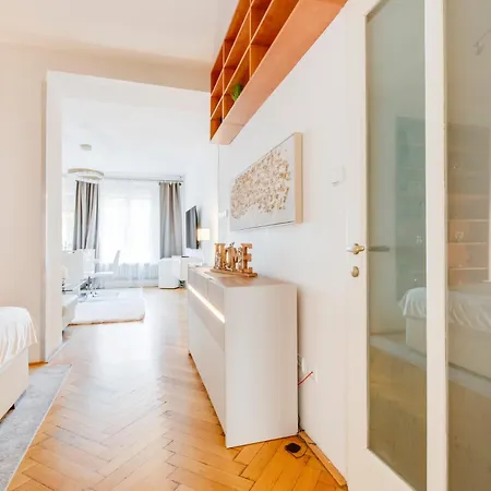 Exclusive Riverside In The Heart Of *