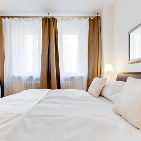 Exclusive Riverside In The Heart Of