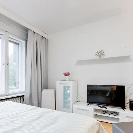 Exclusive Riverside In The Heart Of *