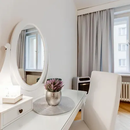 Exclusive Riverside In The Heart Of Apartment