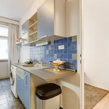 Exclusive Riverside In The Heart Of * Prague