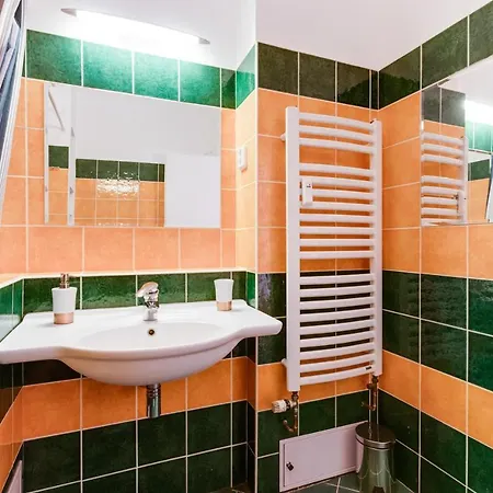 Exclusive Riverside In The Heart Of * Prague